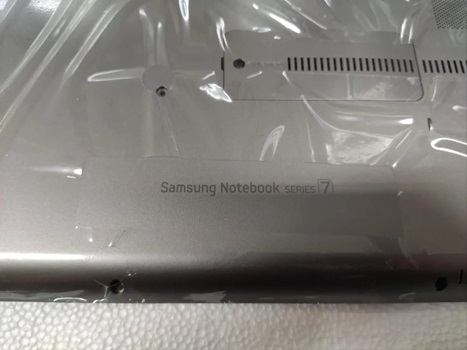 Cover Base Samsung Np700z5a / Np700z5c